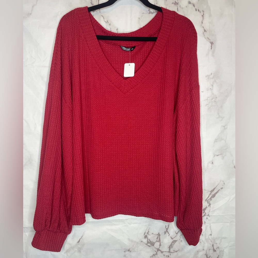 Maroon pullover sweater - Picture 2 of 3